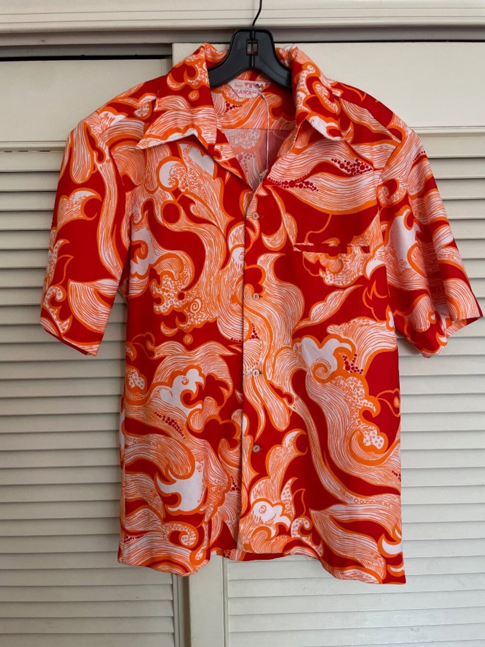 Vintage 1970s retro Sears "Hawaii" shirt, disco, tropical, surf